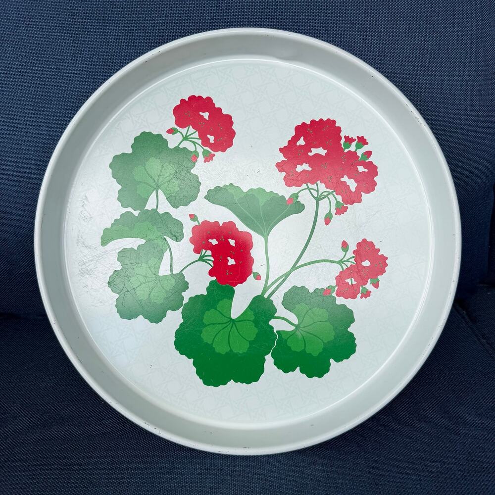 Avon Summer Fantasy Tray Vintage 1983 Metal Painted Red Geranium Green Leaves